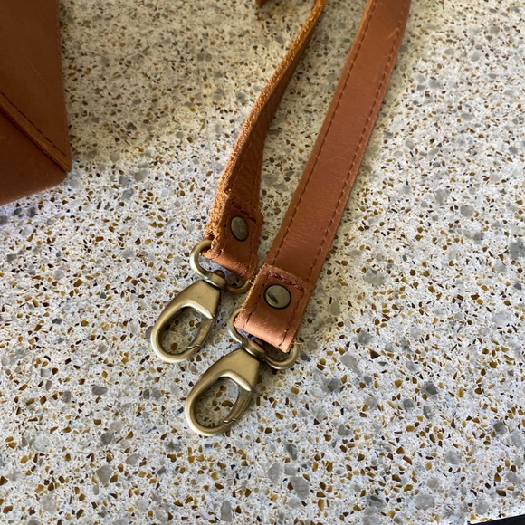 Portland Leather Goods Camel Tote Bag - Picture 6 of 7